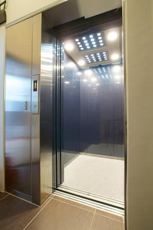 thumbnail: Elevator