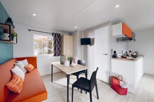 thumbnail: Living area