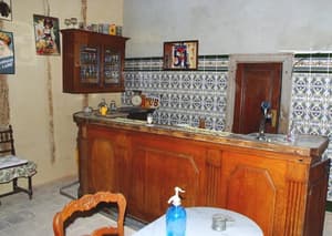 thumbnail: Breakfast area