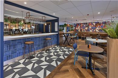 Dining,Dining Area,Restaurant,On-Site