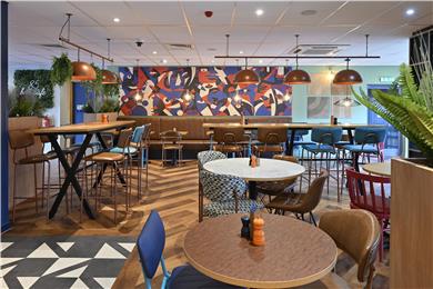 On-Site,Bar/Lounge