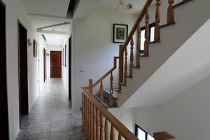 thumbnail: Staircase