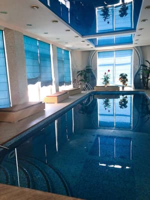 thumbnail: Infinity pool