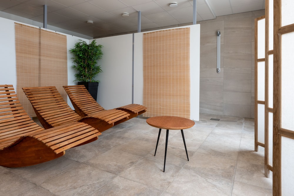 Sundeck
