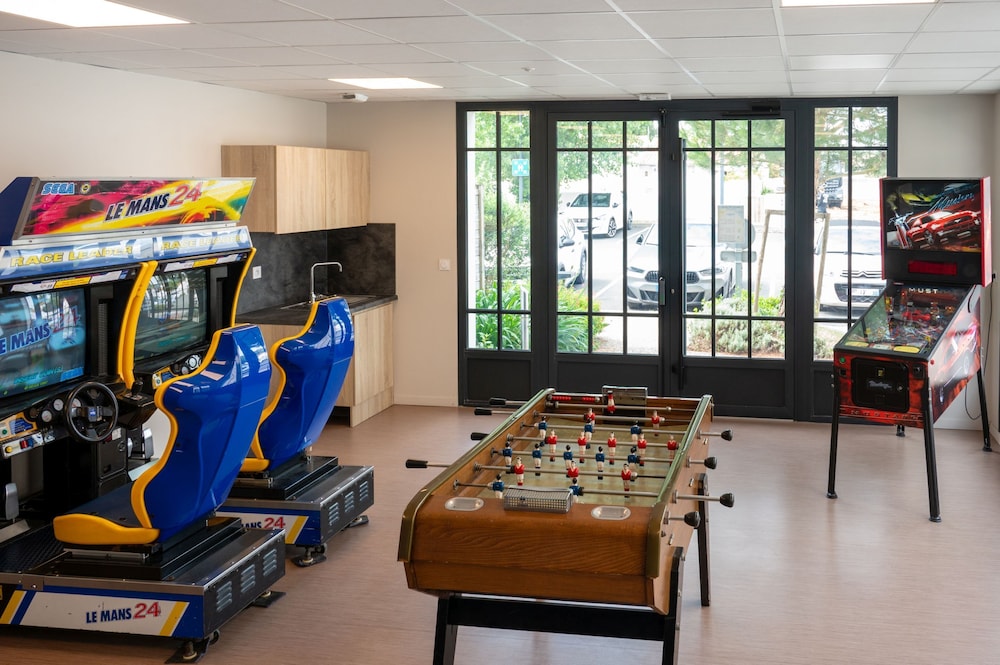 Game room