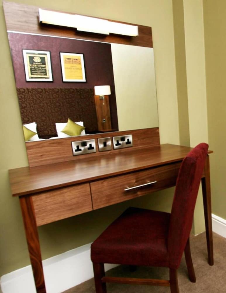 Room amenity