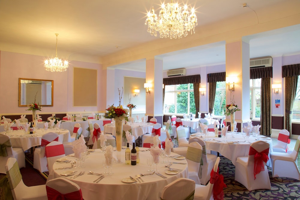 Indoor wedding