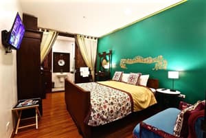 thumbnail: Room