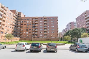 thumbnail: Property grounds