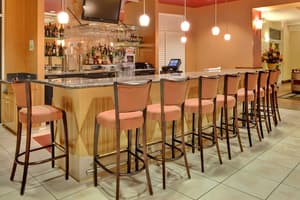thumbnail: Bar (on property)
