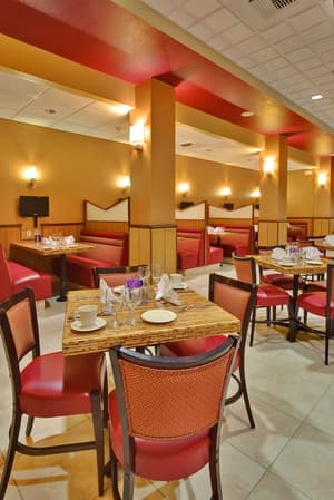 thumbnail: Restaurant