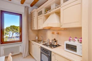 thumbnail: Private kitchenette