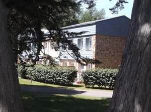 thumbnail: Front of property