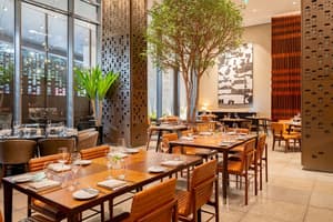 thumbnail: Restaurant