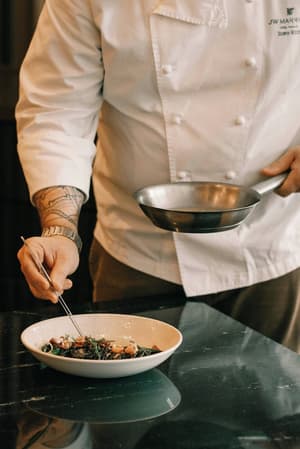 thumbnail: Restaurant
