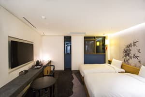 thumbnail: Room
