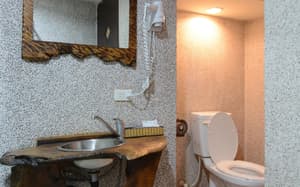 thumbnail: Bathroom