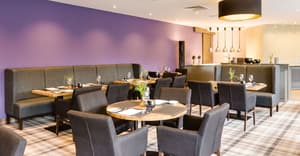 thumbnail: Restaurant