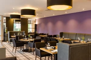 thumbnail: Restaurant