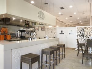 thumbnail: Bar (on property)