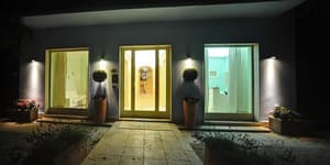 thumbnail: Property entrance