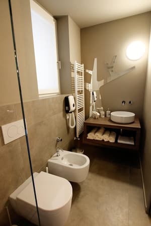 thumbnail: Bathroom