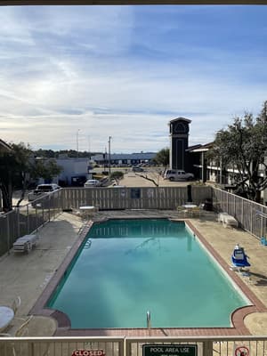 thumbnail: Outdoor pool