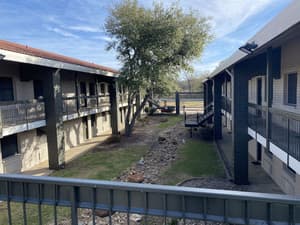 thumbnail: Property grounds
