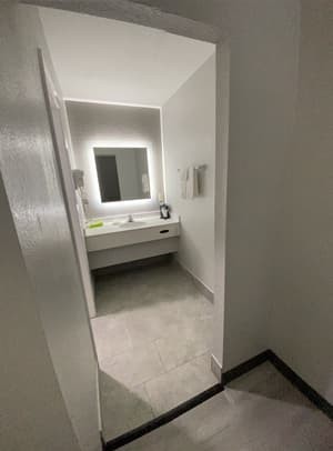 thumbnail: Bathroom