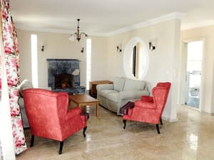 thumbnail: Living room
