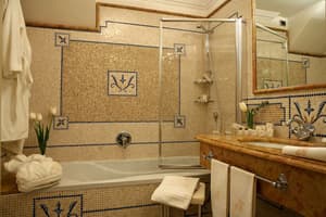 thumbnail: Bathroom sink