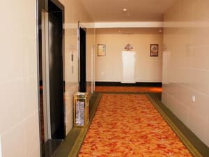 thumbnail: Hallway