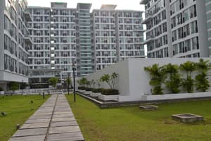 thumbnail: Property grounds
