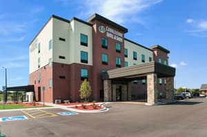 Cobblestone Hotel & Suites - Appleton International Airport