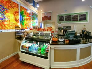 thumbnail: Snack bar