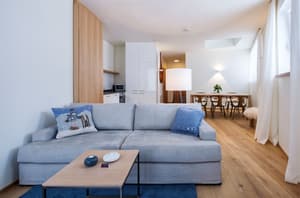 thumbnail: Living area