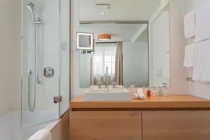 thumbnail: Bathroom