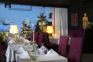 thumbnail: Restaurant