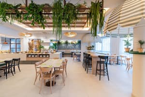 thumbnail: Restaurant