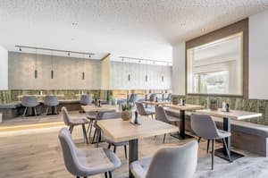 thumbnail: Breakfast buffet