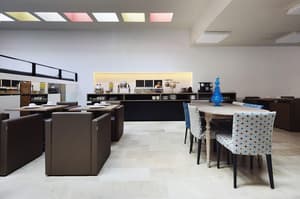 thumbnail: Breakfast area