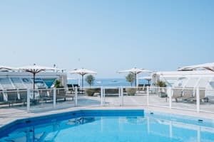 thumbnail: Rooftop pool