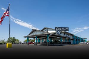 thumbnail: Exterior