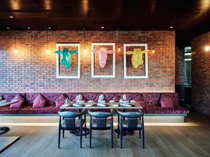 thumbnail: Restaurant