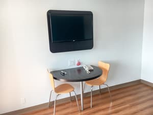 thumbnail: Room amenity