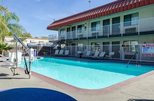 thumbnail: Outdoor pool