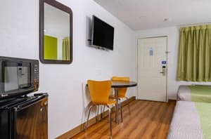 thumbnail: Room amenity