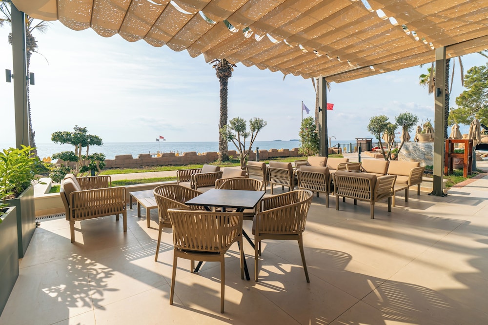 Beach bar
