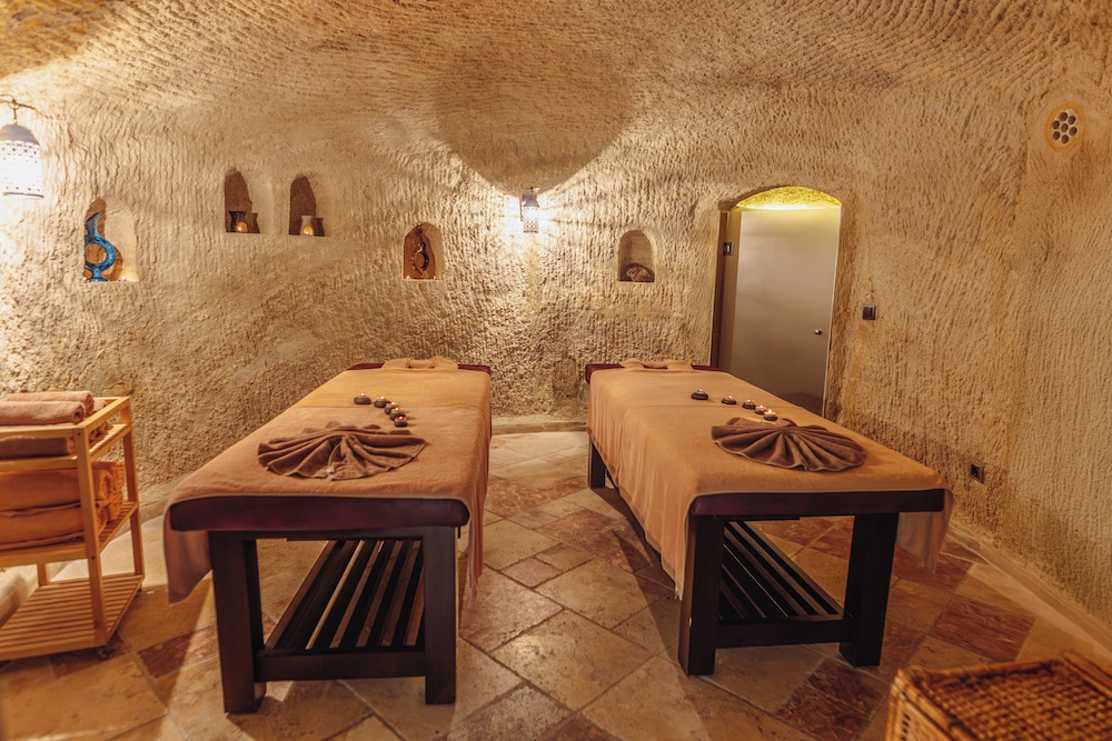 Massage in accommodation