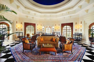 thumbnail: Lobby sitting area